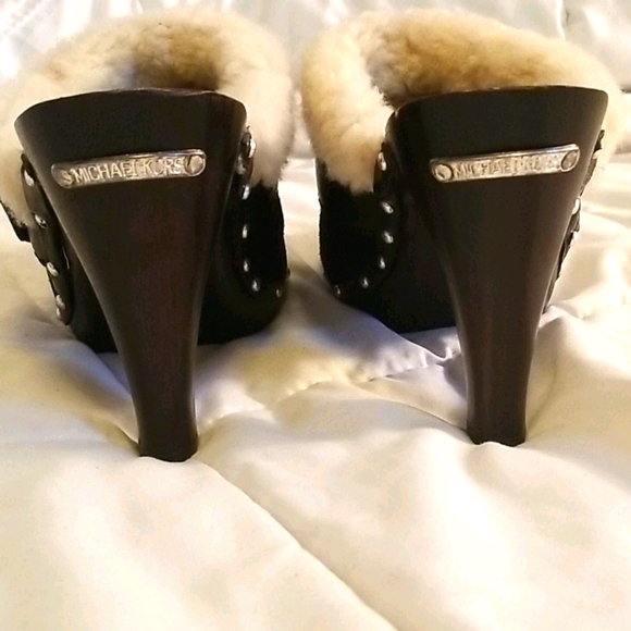 MK heeled slip-on Booties - Picture 3 of 3